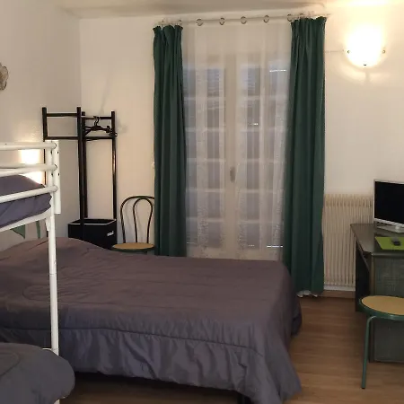 Pilotel 2* Αντίμπ