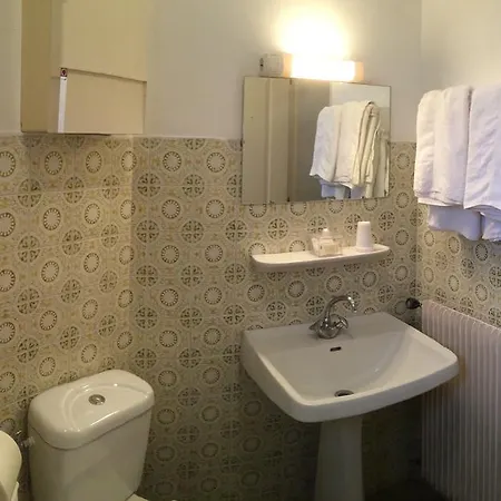 Pilotel 2* Antibes